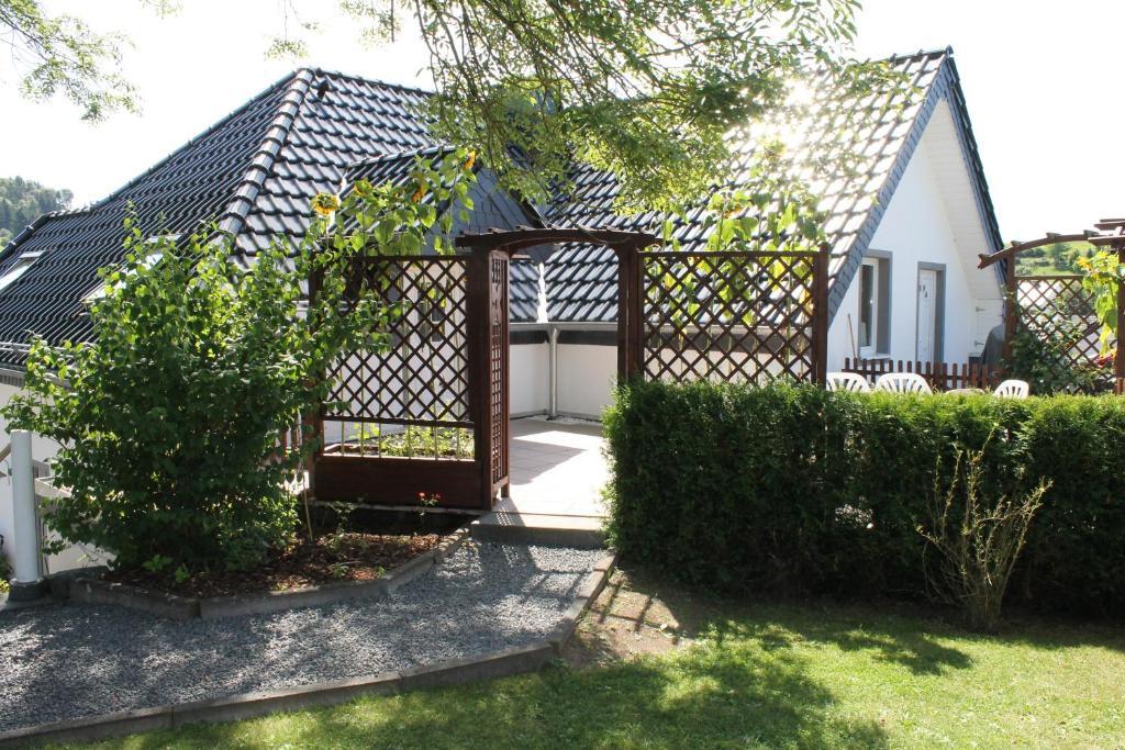 Gaestehaus Ballmann Rockeskyll Ruang foto